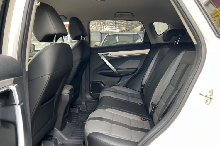 Used Geely Auto Coolray 2023 1.5T DCT Diamond Edition Interior 3