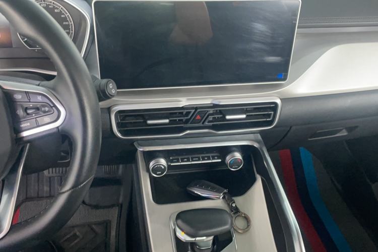 Used Geely Auto Coolray 2023 1.5T DCT Platinum Edition Interior 3