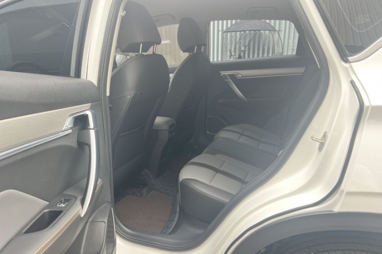 Used Geely Auto Coolray 2023 1.5T DCT Platinum Edition Interior 4