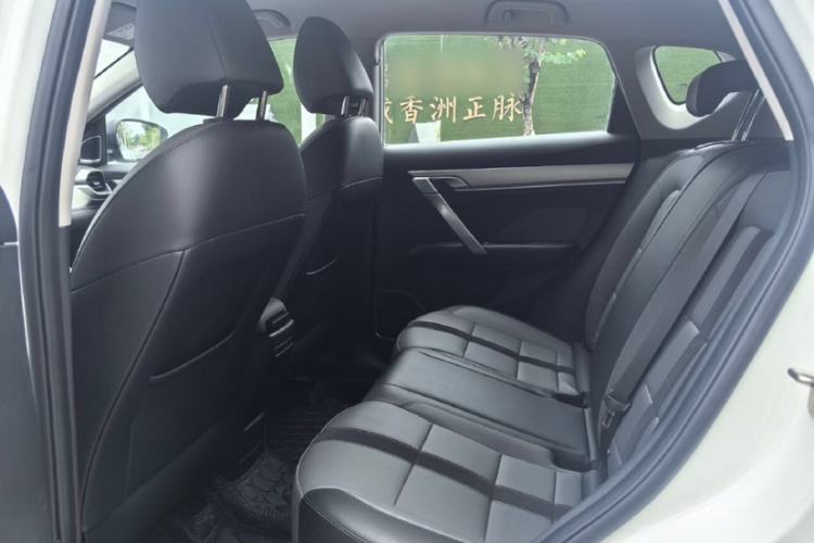 Used Geely Auto Coolray 2023 1.5T DCT Platinum Edition Interior 4