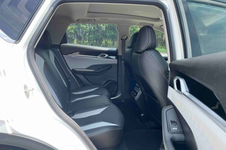 Used Geely Auto Coolray 2023 Bin Yue COOL 1.5TD DCT Champion Edition Interior 6