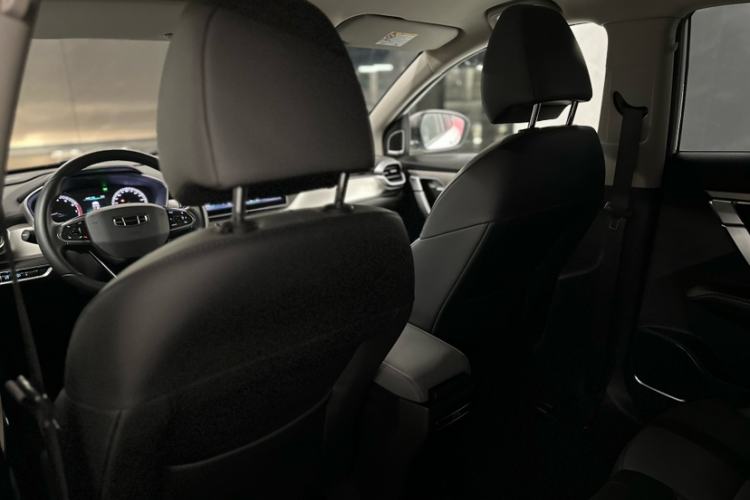 Used Geely Auto Coolray 2023 1.5T DCT Platinum Edition Interior 8