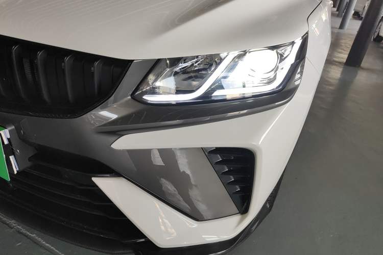 Used Geely Auto Coolray 2023 1.5T DCT Platinum Edition Left Front Headlight