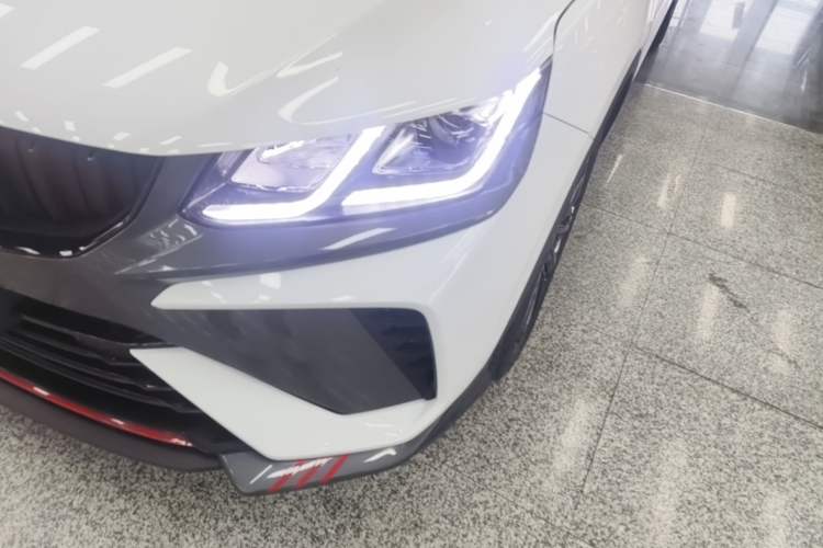 Used Geely Auto Coolray 2023 1.5T DCT Diamond Edition Left Front Headlight