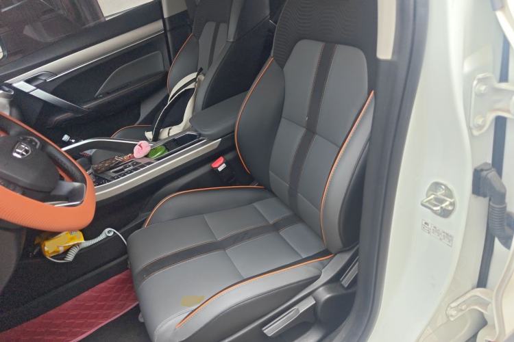 Used Geely Auto Coolray 2023 1.5T DCT Diamond Edition Left Front Seat