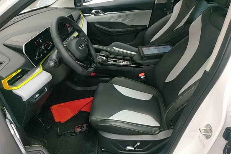 Used Geely Auto Coolray 2023 Bin Yue COOL 1.5TD DCT Champion Edition Left Front Seat
