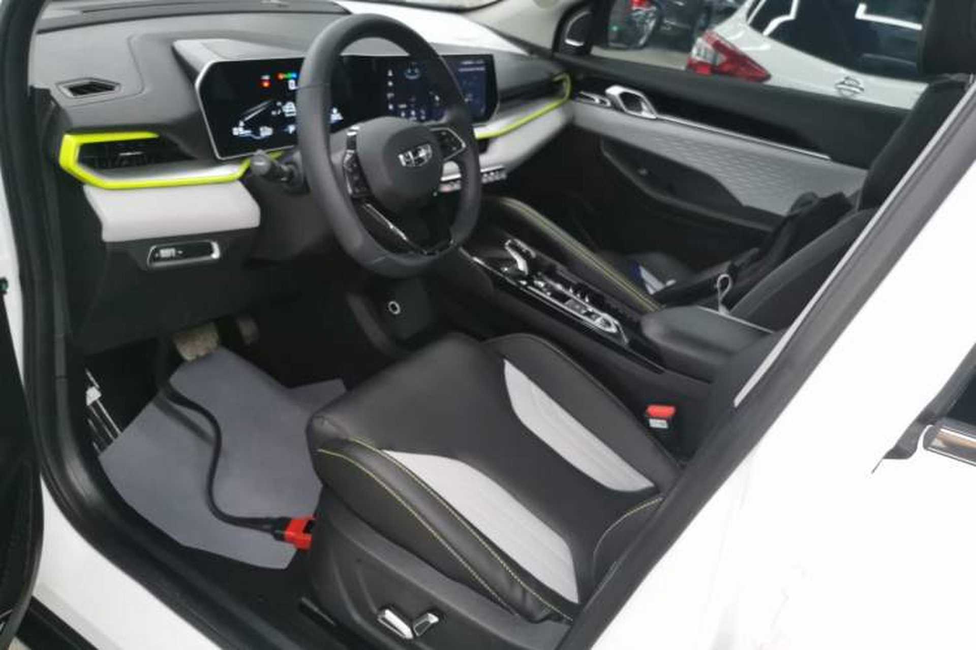 Used Geely Auto Coolray 2023 Bin Yue COOL 1.5TD DCT Champion Edition Left Front Seat