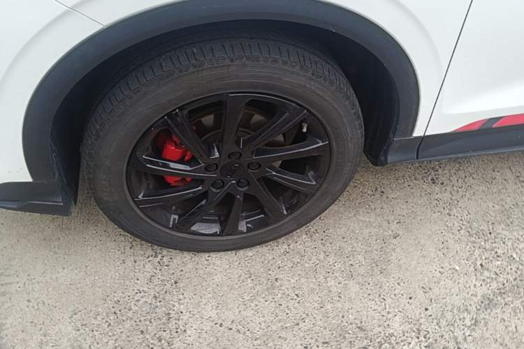 Used Geely Auto Coolray 2023 1.5T DCT Diamond Edition Left Front Wheel Hub