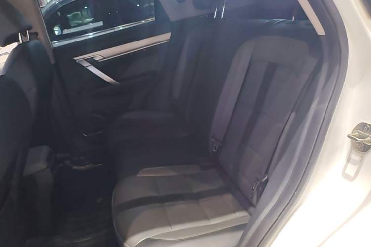 Used Geely Auto Coolray 2023 1.5T DCT Diamond Edition Left Rear Seat