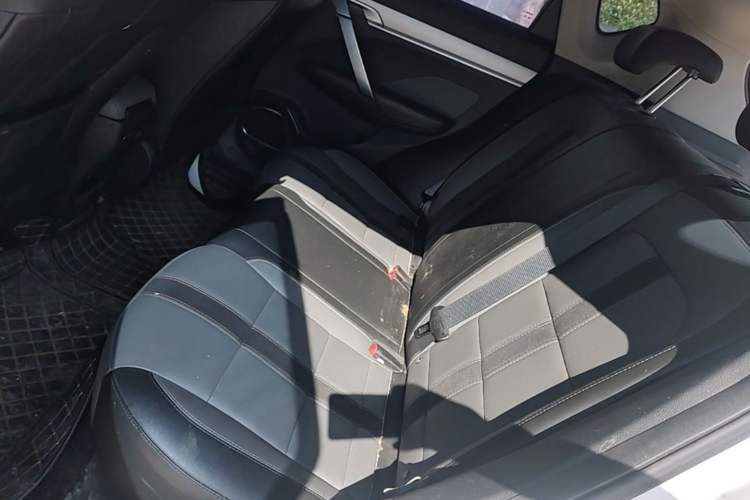Used Geely Auto Coolray 2023 1.5T DCT Diamond Edition Left Rear Seat