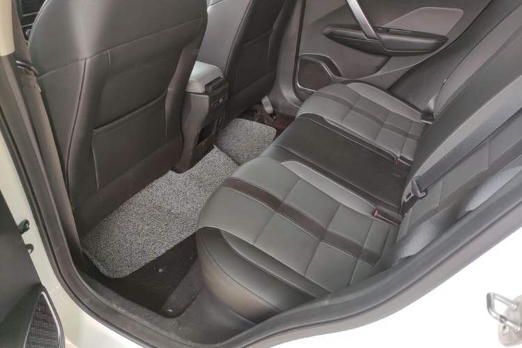 Used Geely Auto Coolray 2023 1.5T DCT Platinum Edition Left Rear Seat