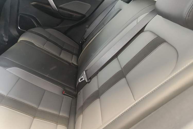 Used Geely Auto Coolray 2023 1.5T DCT Platinum Edition Left Rear Seat