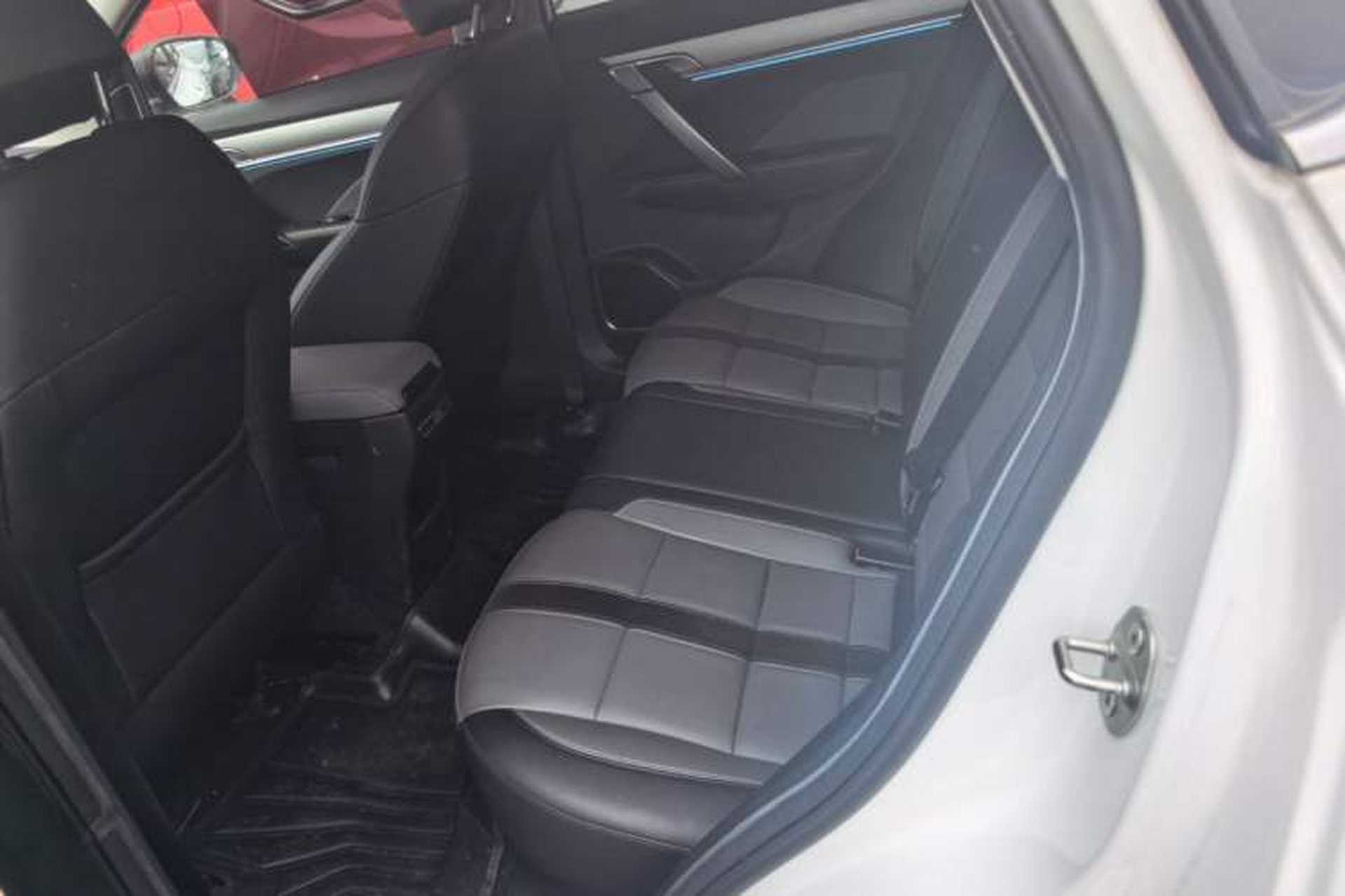 Used Geely Auto Coolray 2023 1.5T DCT Platinum Edition Left Rear Seat