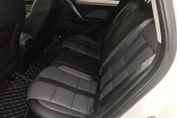 Used Geely Auto Coolray 2023 1.5T DCT Platinum Edition Left Rear Seat