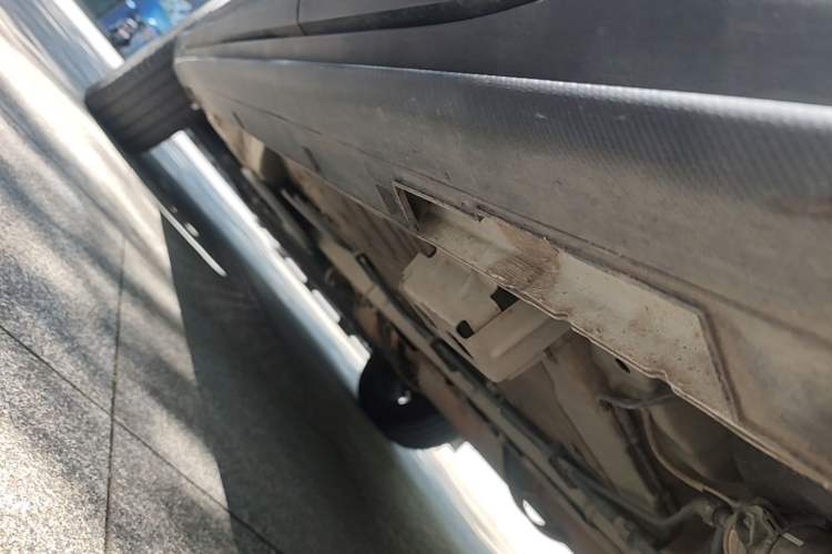 Used Geely Auto Coolray 2023 1.5T DCT Diamond Edition Left Side Sill