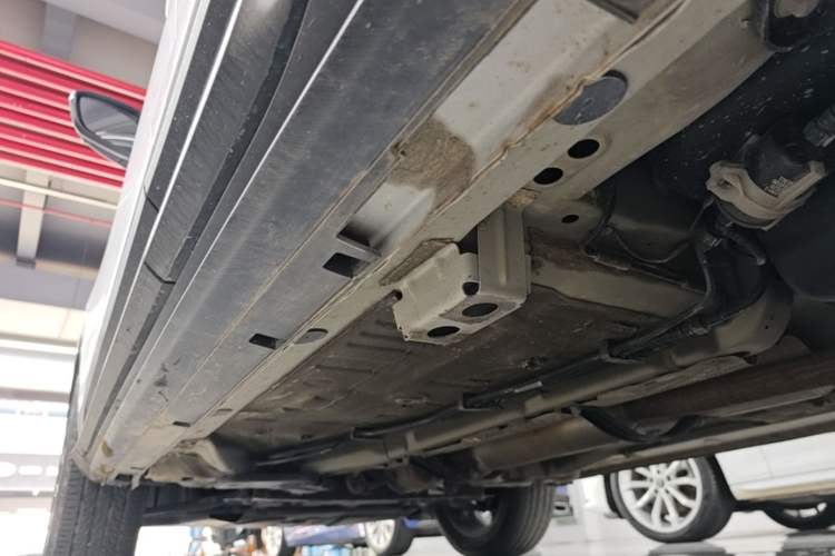 Used Geely Auto Coolray 2023 1.5T DCT Diamond Edition Left Side Sill