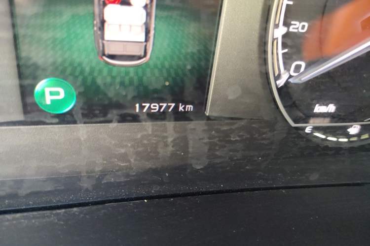 Used Geely Auto Coolray 2023 1.5T DCT Platinum Edition Odometer Close Up