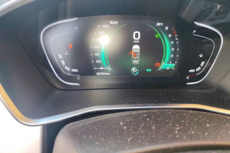 Used Geely Auto Coolray 2023 1.5T DCT Diamond Edition Odometer Close Up