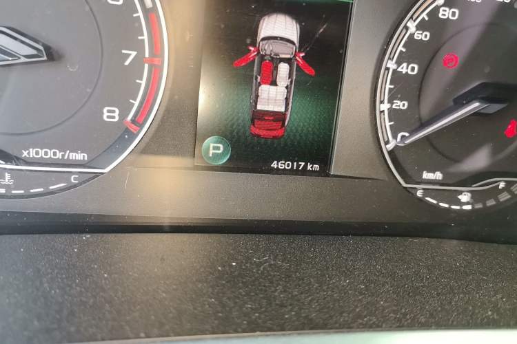 Used Geely Auto Coolray 2023 1.5T DCT Platinum Edition Odometer Close Up