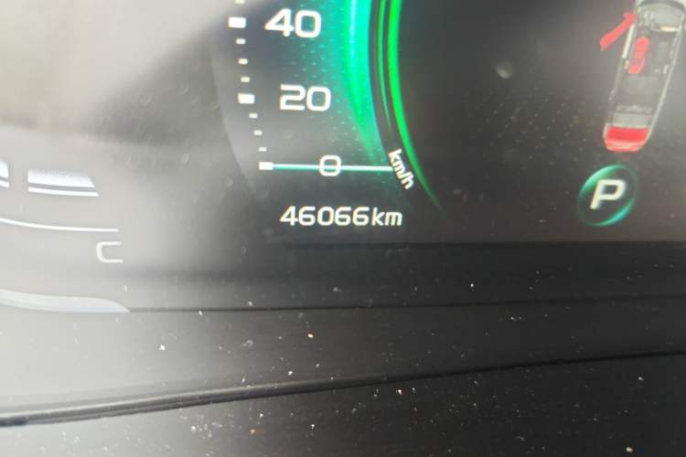 Used Geely Auto Coolray 2023 1.5T DCT Diamond Edition Odometer Close Up