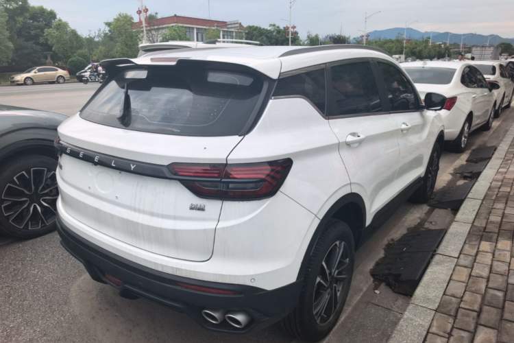 Used Geely Auto Coolray 2023 1.5T DCT Platinum Edition Rear Right 45 Deg