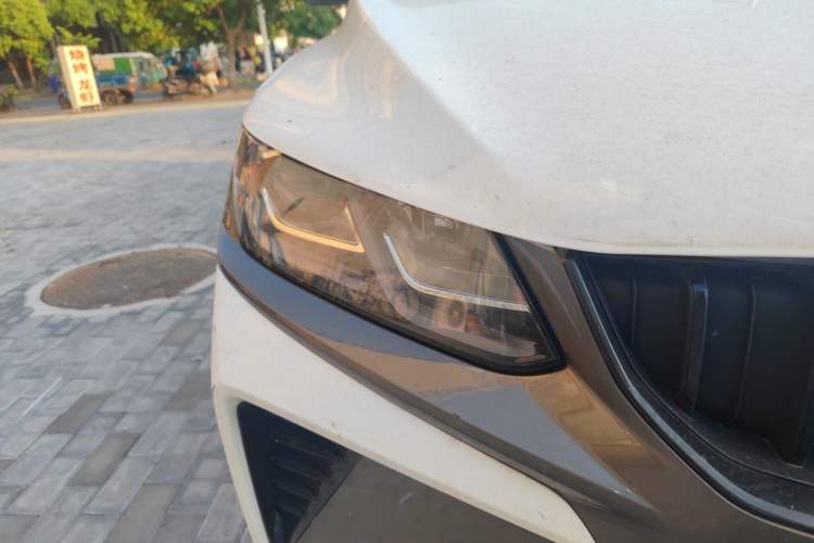Used Geely Auto Coolray 2023 1.5T DCT Diamond Edition Right Front Headlight