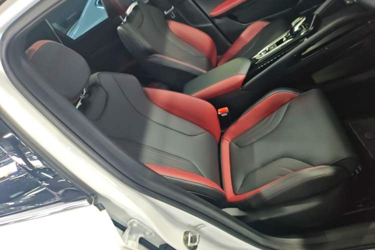 Used Geely Auto Coolray 2023 Bin Yue COOL 1.5TD DCT Champion Edition Right Front Seat