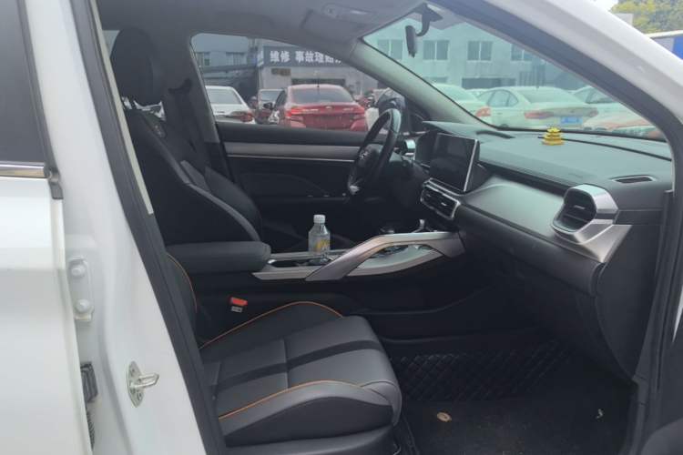 Used Geely Auto Coolray 2023 1.5T DCT Platinum Edition Right Front Seat
