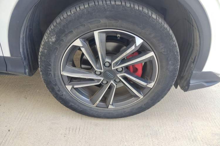 Used Geely Auto Coolray 2023 1.5T DCT Platinum Edition Right Front Wheel Hub