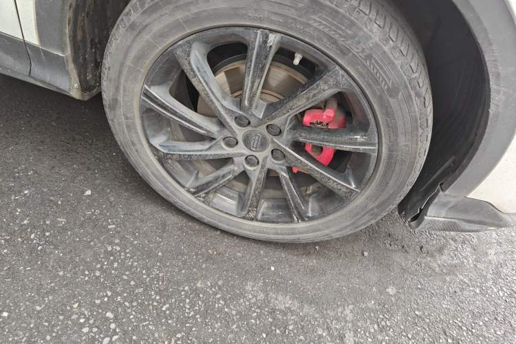 Used Geely Auto Coolray 2023 1.5T DCT Diamond Edition Right Front Wheel Hub