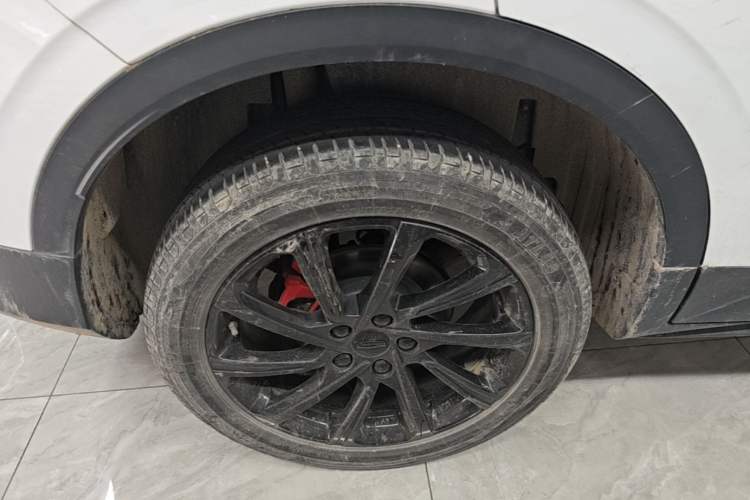 Used Geely Auto Coolray 2023 1.5T DCT Diamond Edition Right Rear Wheel Hub