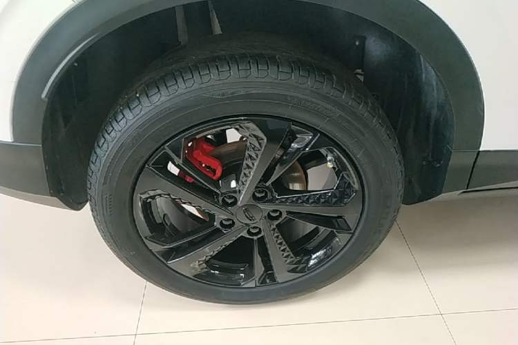 Used Geely Auto Coolray 2023 Bin Yue COOL 1.5TD DCT Champion Edition Right Rear Wheel Hub