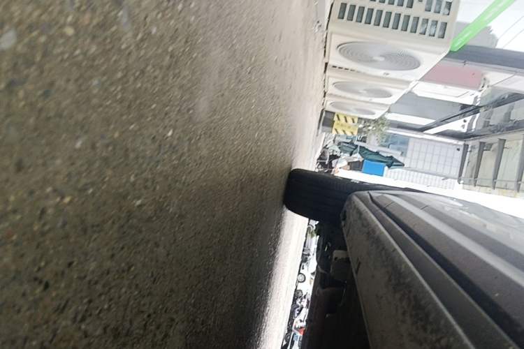 Used Geely Auto Coolray 2023 1.5T DCT Diamond Edition Right Side Sill