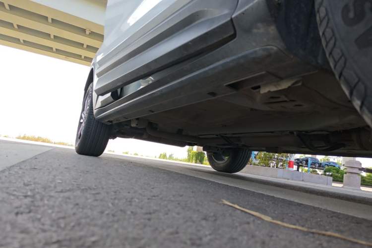 Used Geely Auto Coolray 2023 1.5T DCT Platinum Edition Right Side Sill