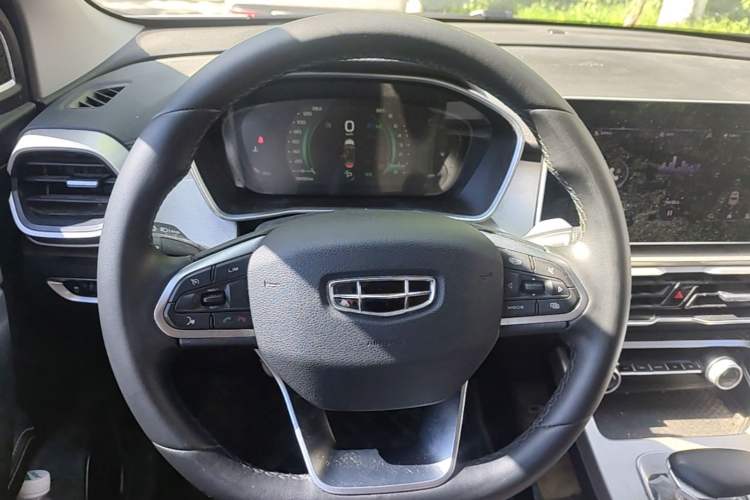 Used Geely Auto Coolray 2023 1.5T DCT Diamond Edition Steering Wheel