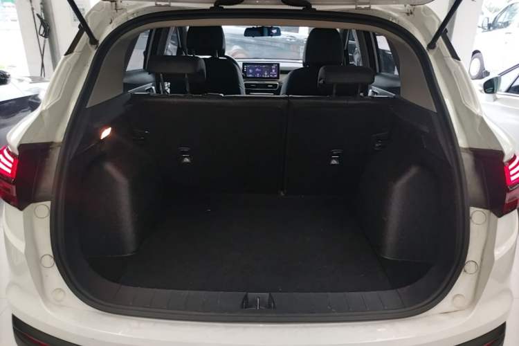 Used Geely Auto Coolray 2023 1.5T DCT Platinum Edition Trunk