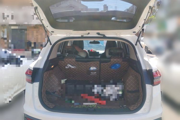 Used Geely Auto Coolray 2023 1.4T Manual Gold Edition Trunk