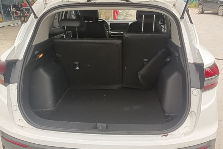 Used Geely Auto Coolray 2023 1.5T DCT Platinum Edition Trunk