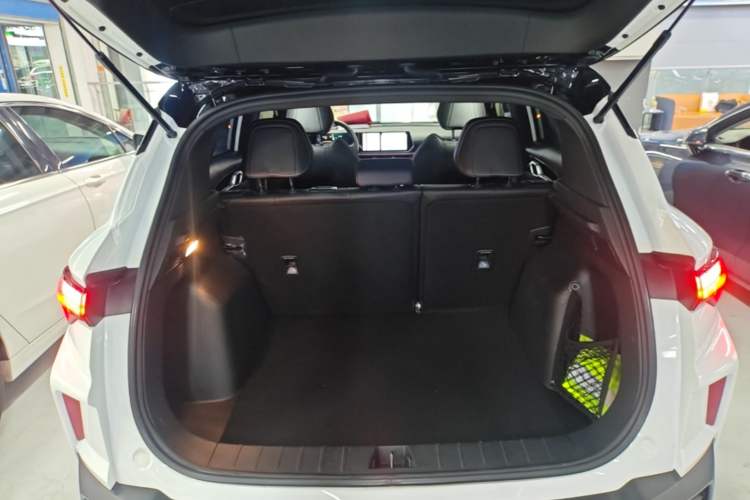 Used Geely Auto Coolray 2023 Bin Yue COOL 1.5TD DCT Champion Edition Trunk