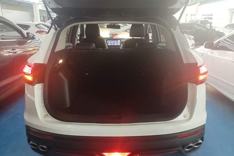 Used Geely Auto Coolray 2023 1.5T DCT Diamond Edition Trunk