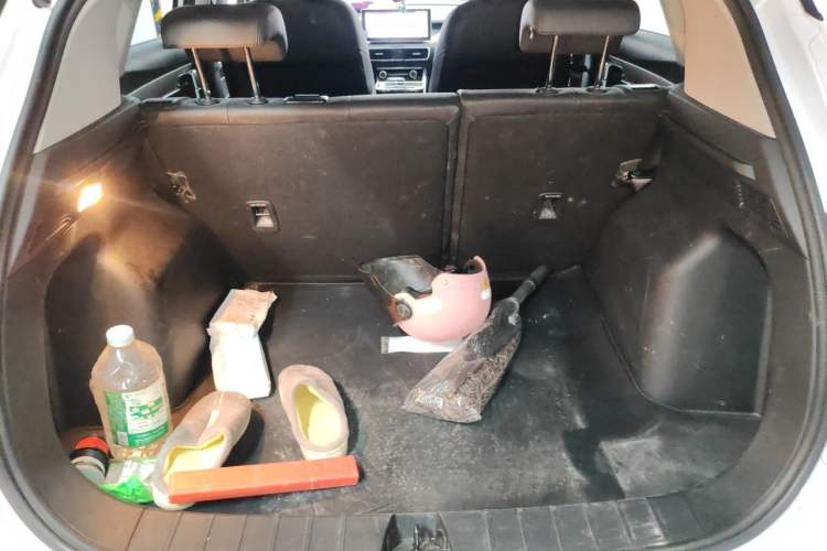 Used Geely Auto Coolray 2023 1.5T DCT Diamond Edition Trunk