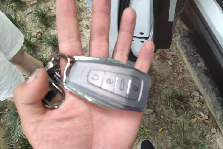 Used Geely Auto Coolray 2023 Bin Yue COOL 1.5TD DCT Champion Edition Vehicle Key