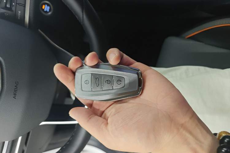 Used Geely Auto Coolray 2023 1.5T DCT Platinum Edition Vehicle Key