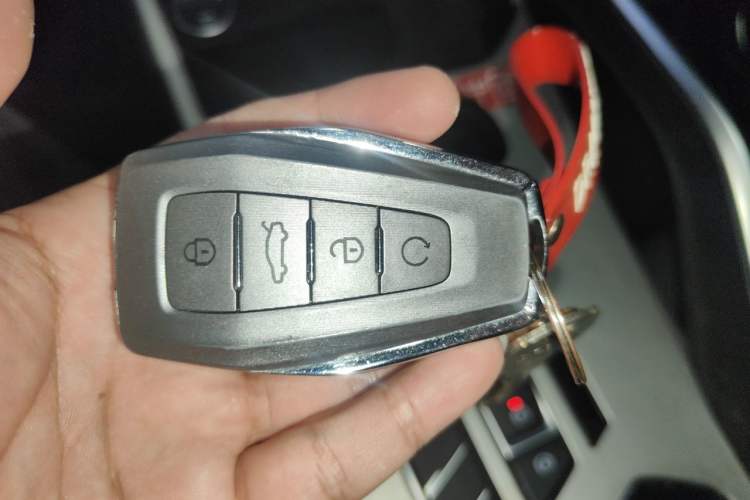 Used Geely Auto Coolray 2023 1.5T DCT Platinum Edition Vehicle Key