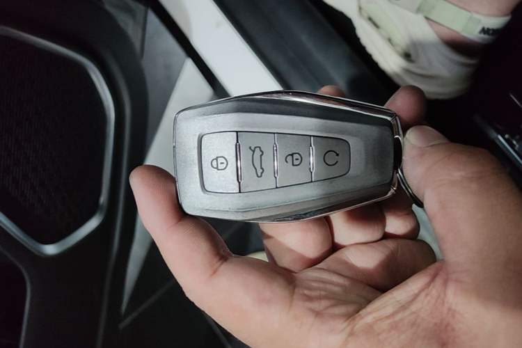 Used Geely Auto Coolray 2023 1.5T DCT Platinum Edition Vehicle Key