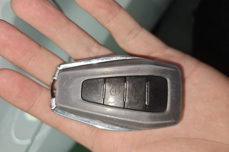 Used Geely Auto Coolray 2023 1.5T DCT Platinum Edition Vehicle Key