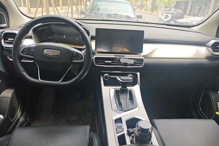 Used Geely Auto Coolray 2024 1.5T DCT Longteng Edition Center Console