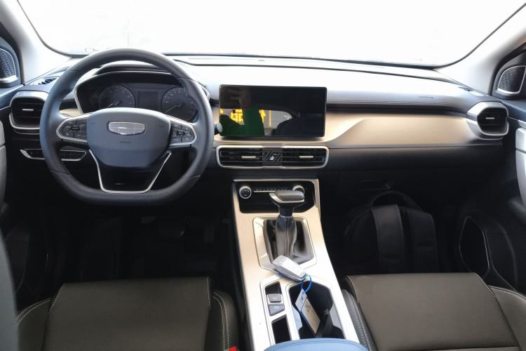 Used Geely Auto Coolray 2024 1.5T DCT Longteng Edition Center Console