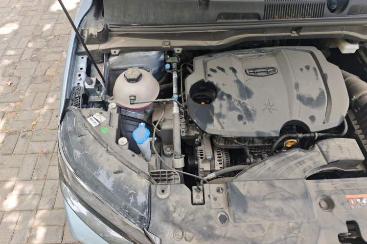 Used Geely Auto Coolray 2024 1.5T DCT Longteng Edition Engine Bay Right
