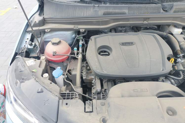 Used Geely Auto Coolray 2024 1.5T DCT Longteng Edition Engine Bay Right